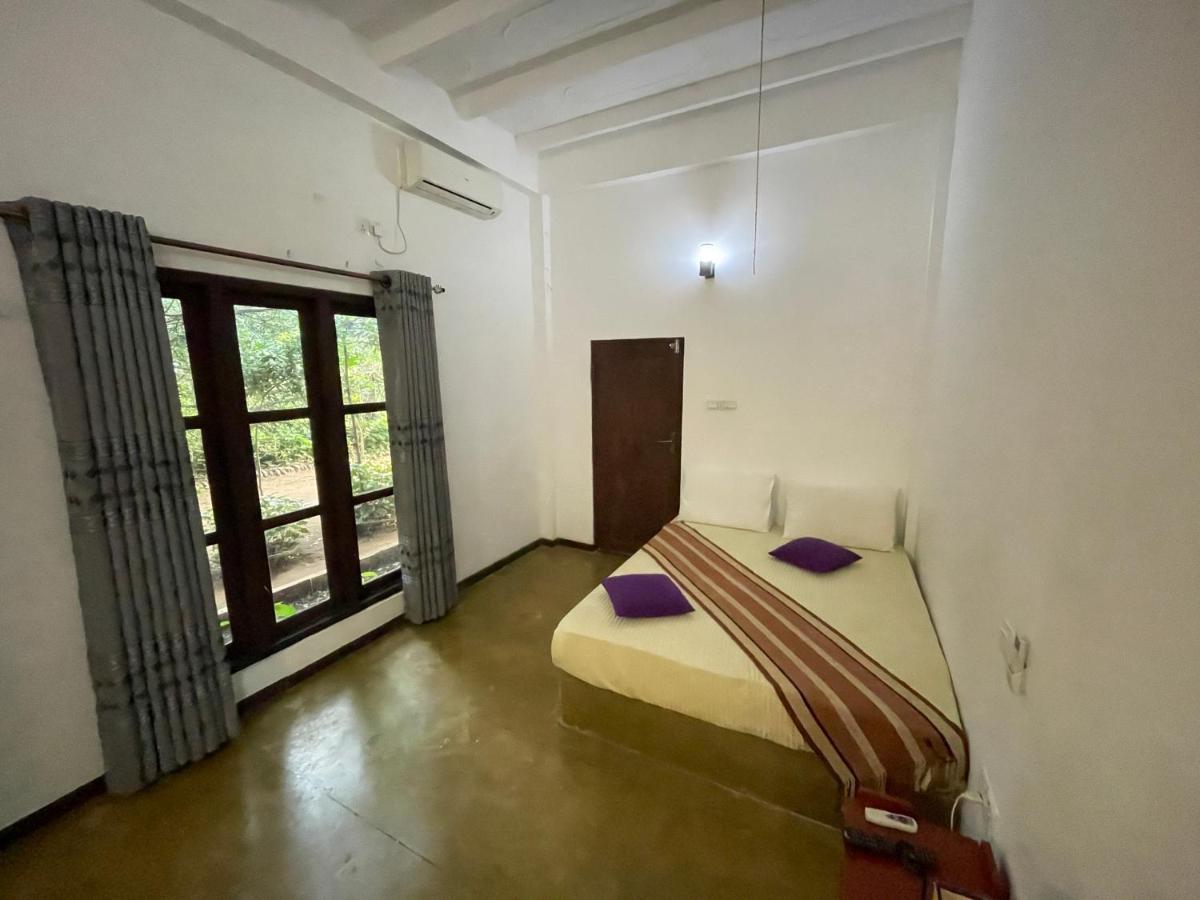 Hotel Gala Addara 담불라 외부 사진