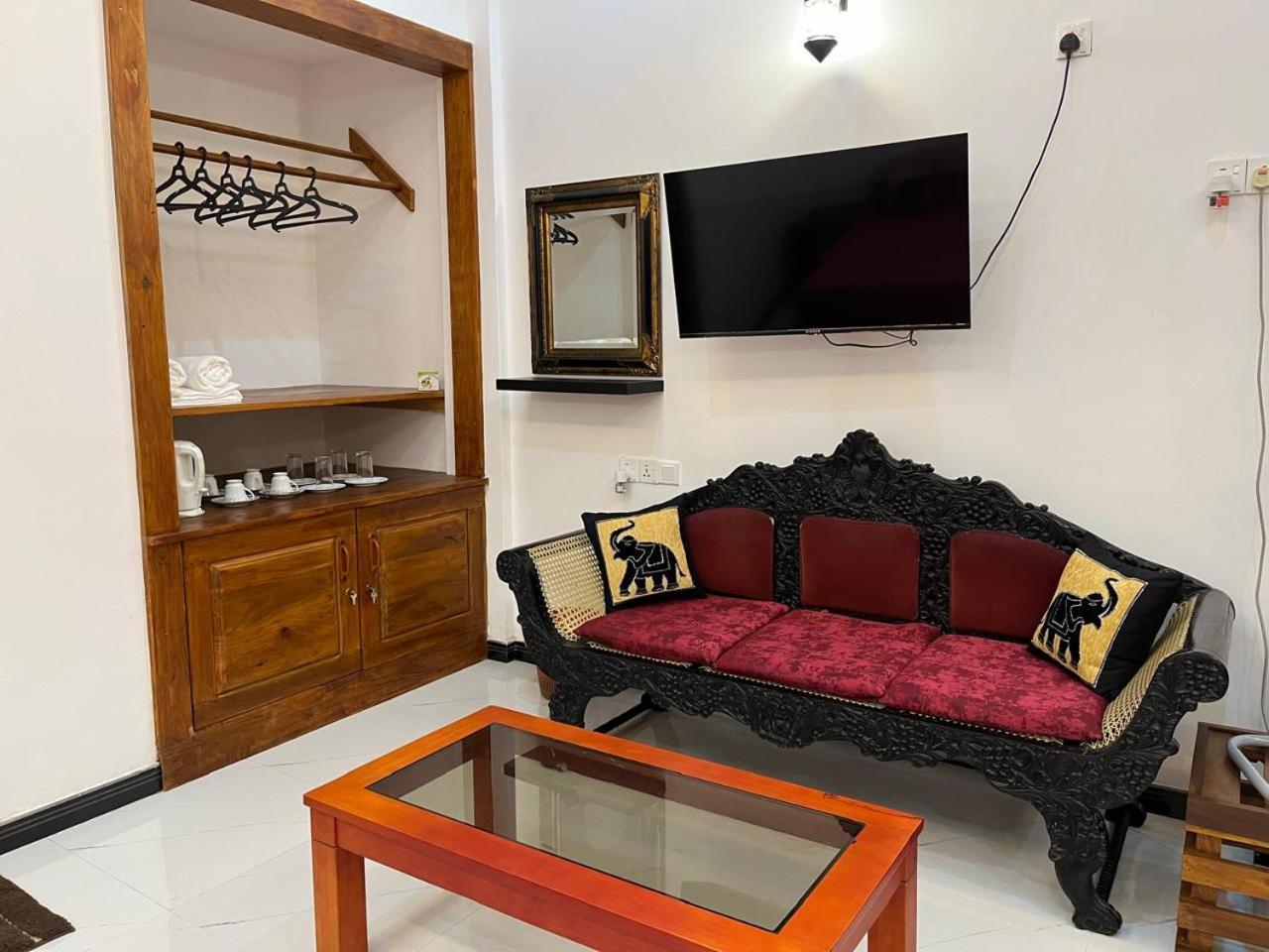 Hotel Gala Addara 담불라 외부 사진